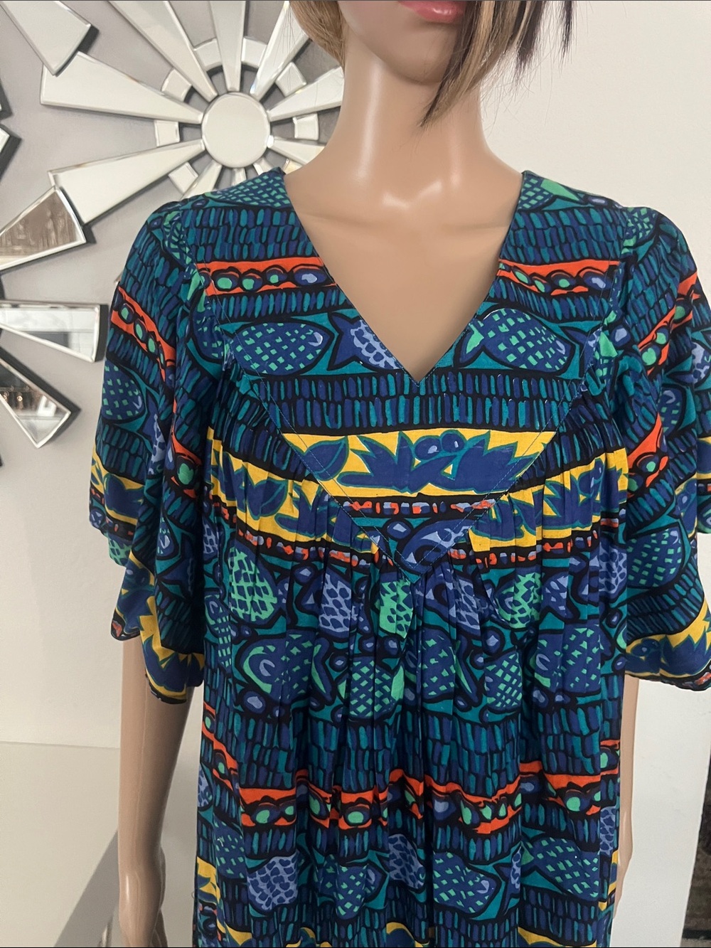 NWT (Charter club) women’s dress Hawaiian color 65% RAYON:
35% COTIUN SIZE L